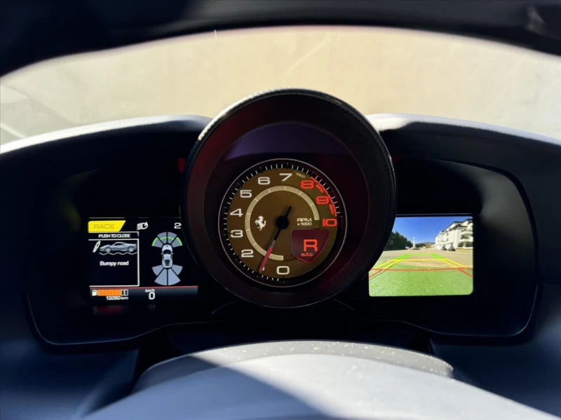 Ferrari F8 Tributo Carbon/Ceramic, снимка 12 - Автомобили и джипове - 51976379