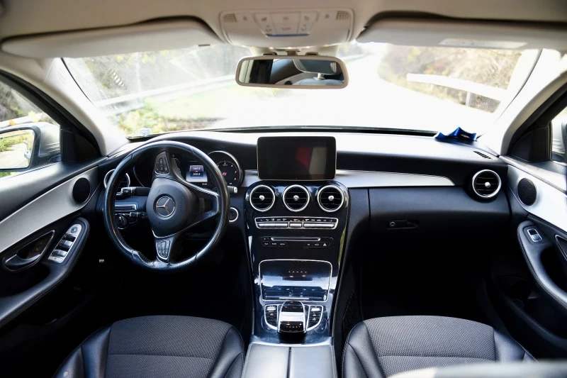 Mercedes-Benz C 220, снимка 13 - Автомобили и джипове - 52792207