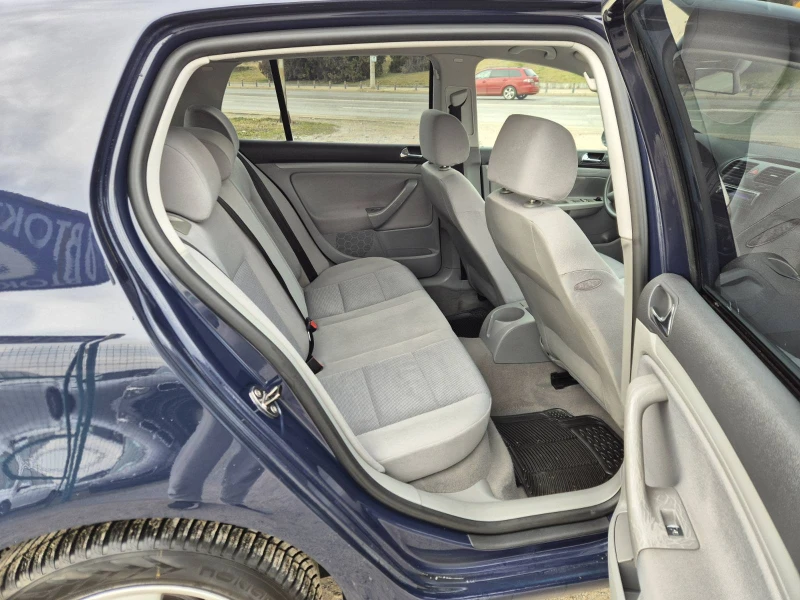 VW Golf 1.4i, снимка 10 - Автомобили и джипове - 53052925