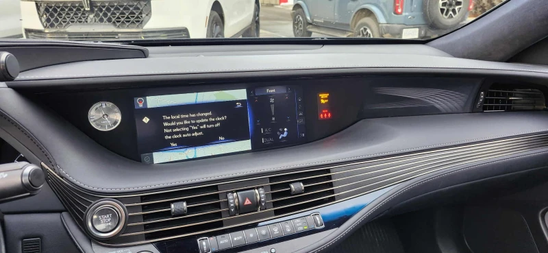 Lexus LS 500 L * * CARFAX * * АВТО КРЕДИТ * * , снимка 7 - Автомобили и джипове - 53224619