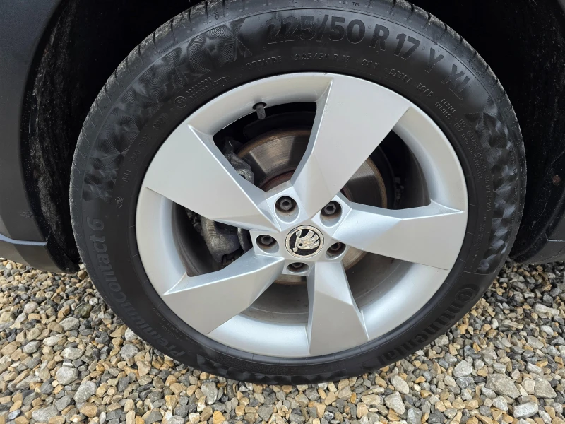 Skoda Octavia 2.0 TDI 150KS SCOUT, снимка 17 - Автомобили и джипове - 53466518