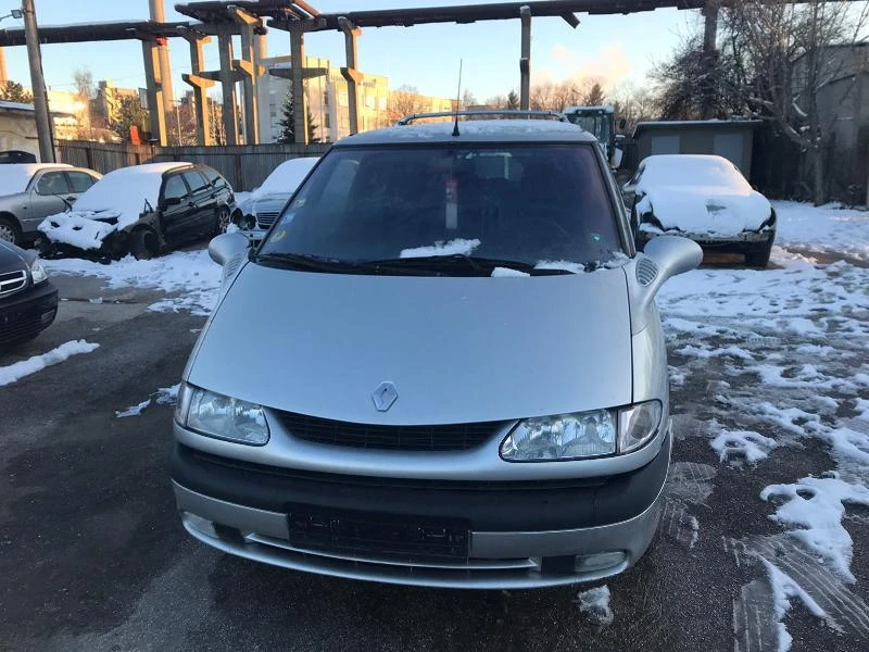 Renault Espace Espeis  3-ка и 4-ка 2.2DCi, снимка 6 - Автомобили и джипове - 20486593