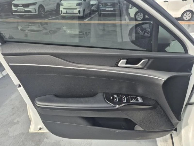 Kia K5 2.0 Automatic, снимка 6 - Автомобили и джипове - 55880361