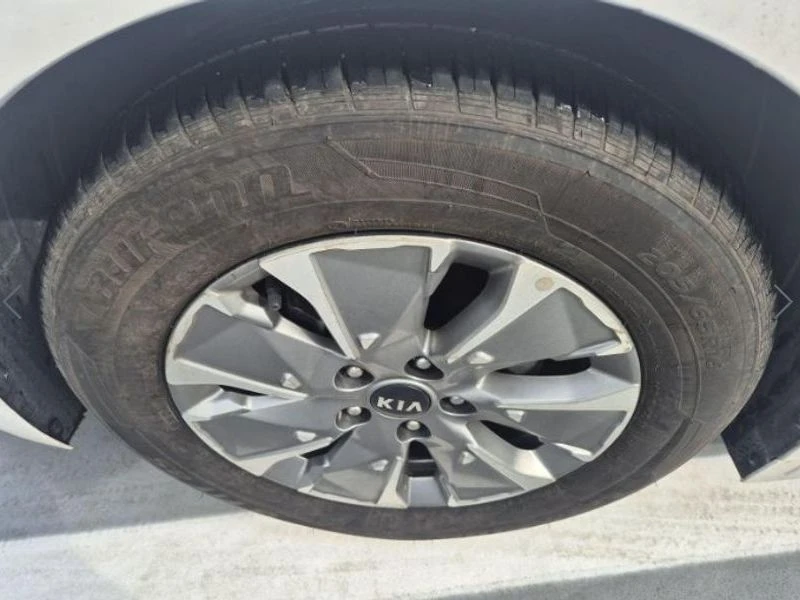 Kia K5 2.0 Automatic, снимка 5 - Автомобили и джипове - 55880361
