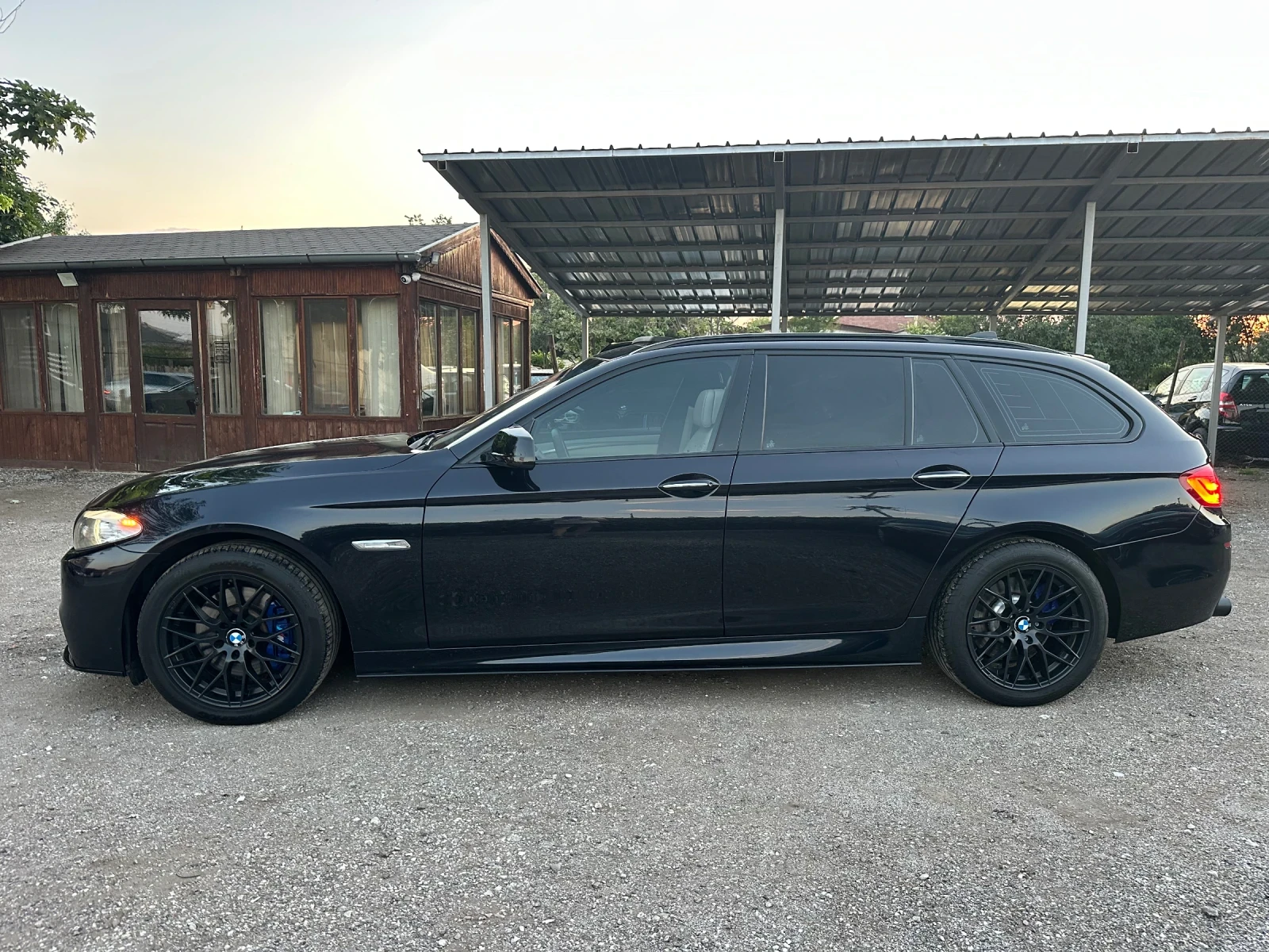 BMW 530 M PAKET* HEAD UP* PANORAMA* KEYLESS* ПОДГРЕВ - изображение 6