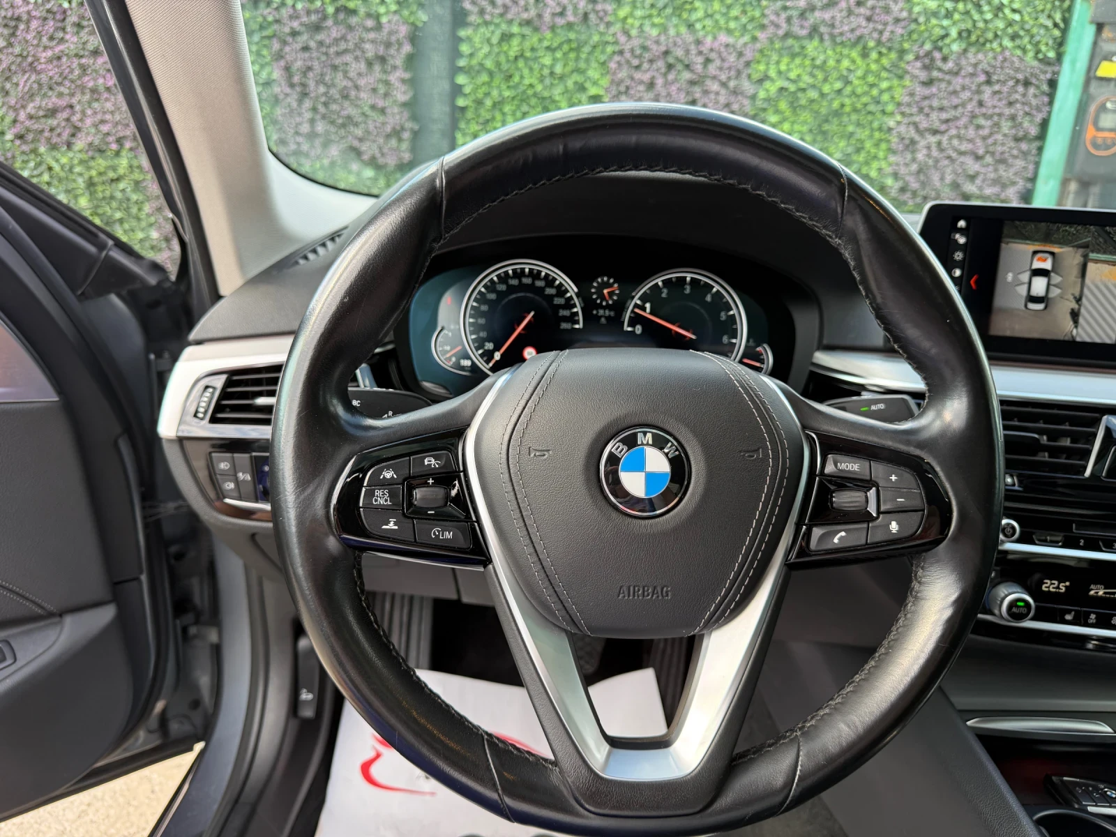 BMW 530 SPORTLINE/4Х4/360CAM/LED/NAVI/PANO/СОБСТВЕН ЛИЗИНГ - изображение 9