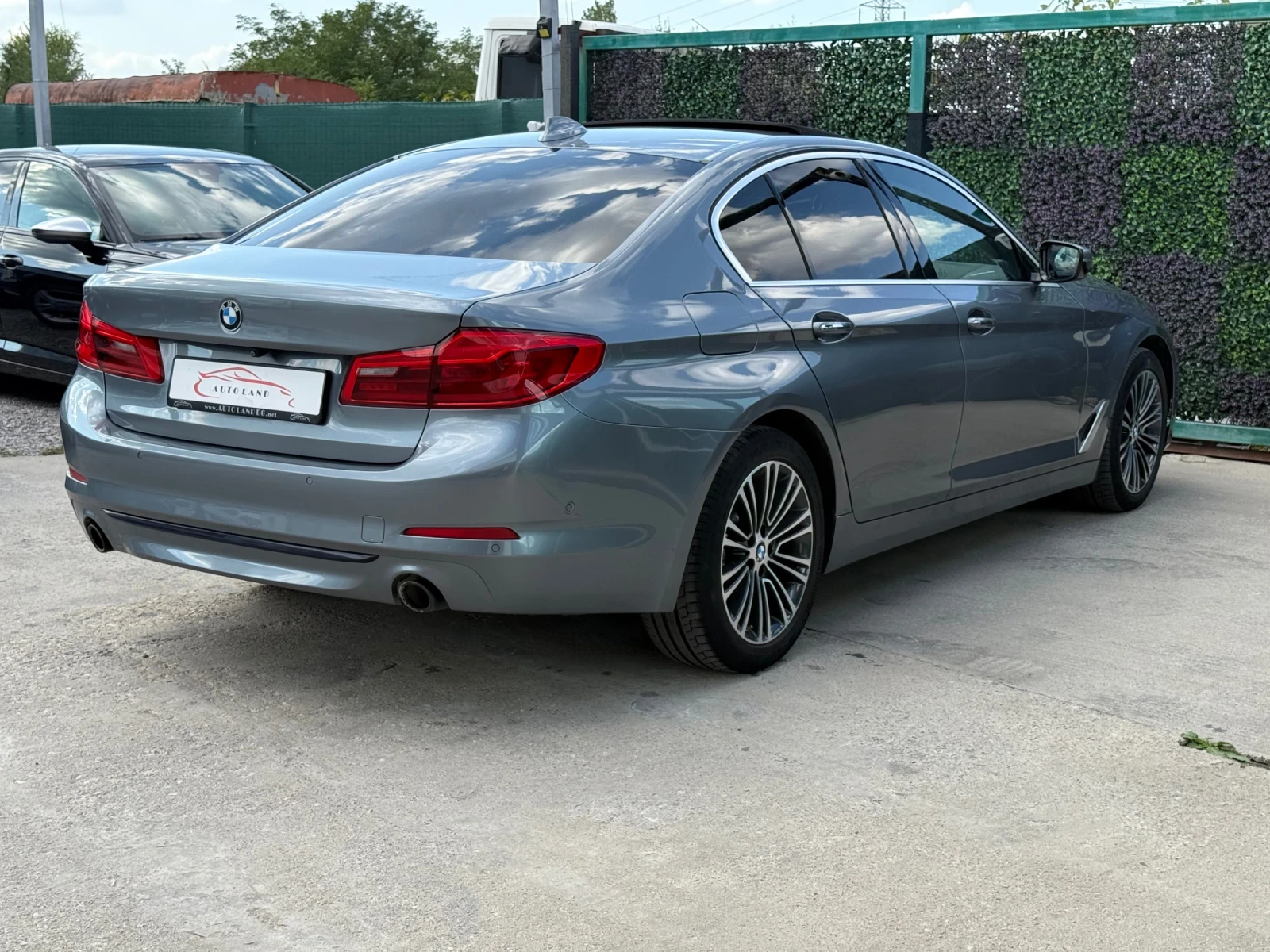 BMW 530 SPORTLINE/4Х4/360CAM/LED/NAVI/PANO/СОБСТВЕН ЛИЗИНГ - изображение 7