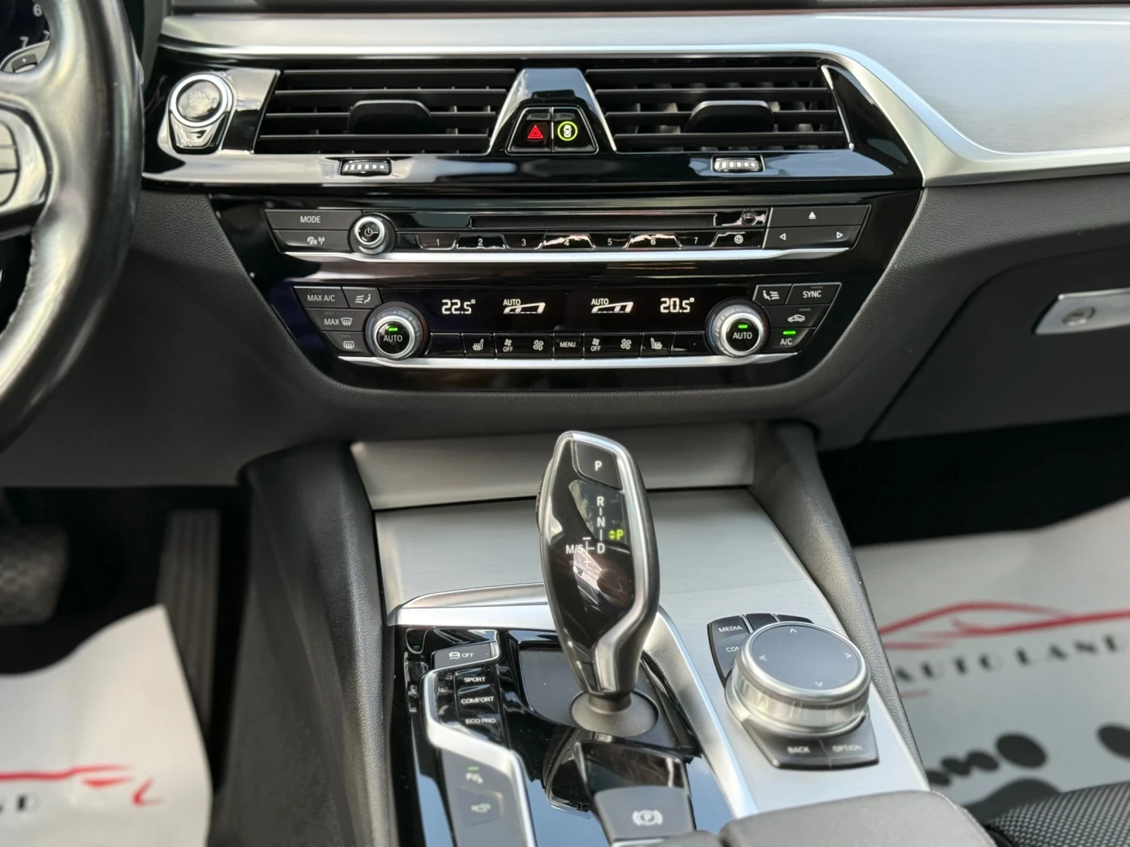 BMW 530 SPORTLINE/4Х4/360CAM/LED/NAVI/PANO/СОБСТВЕН ЛИЗИНГ - изображение 10