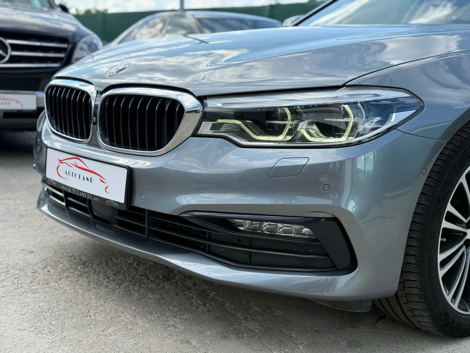 BMW 530 SPORTLINE/4Х4/360CAM/LED/NAVI/PANO/СОБСТВЕН ЛИЗИНГ - изображение 4