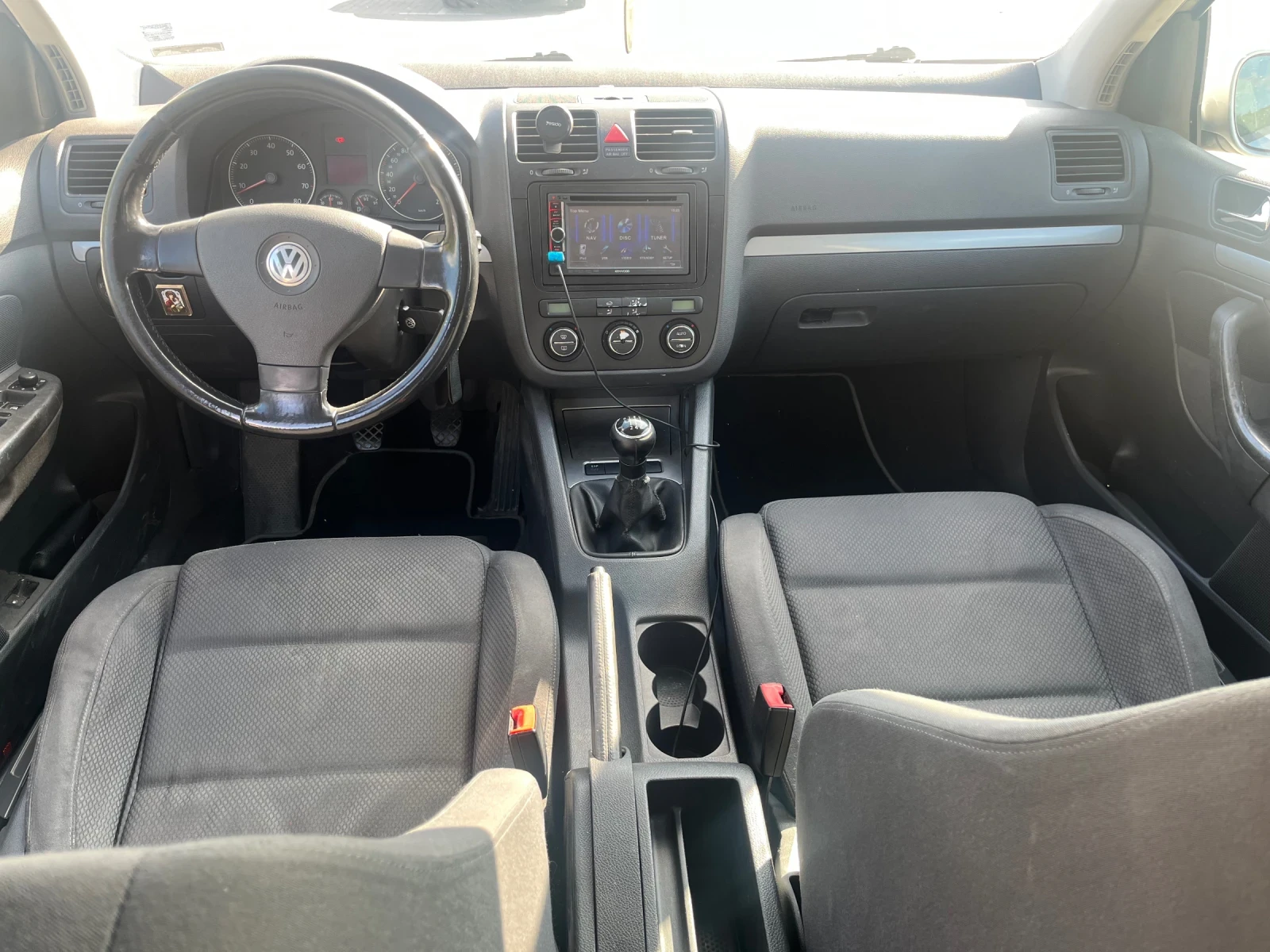 VW Golf  - изображение 8