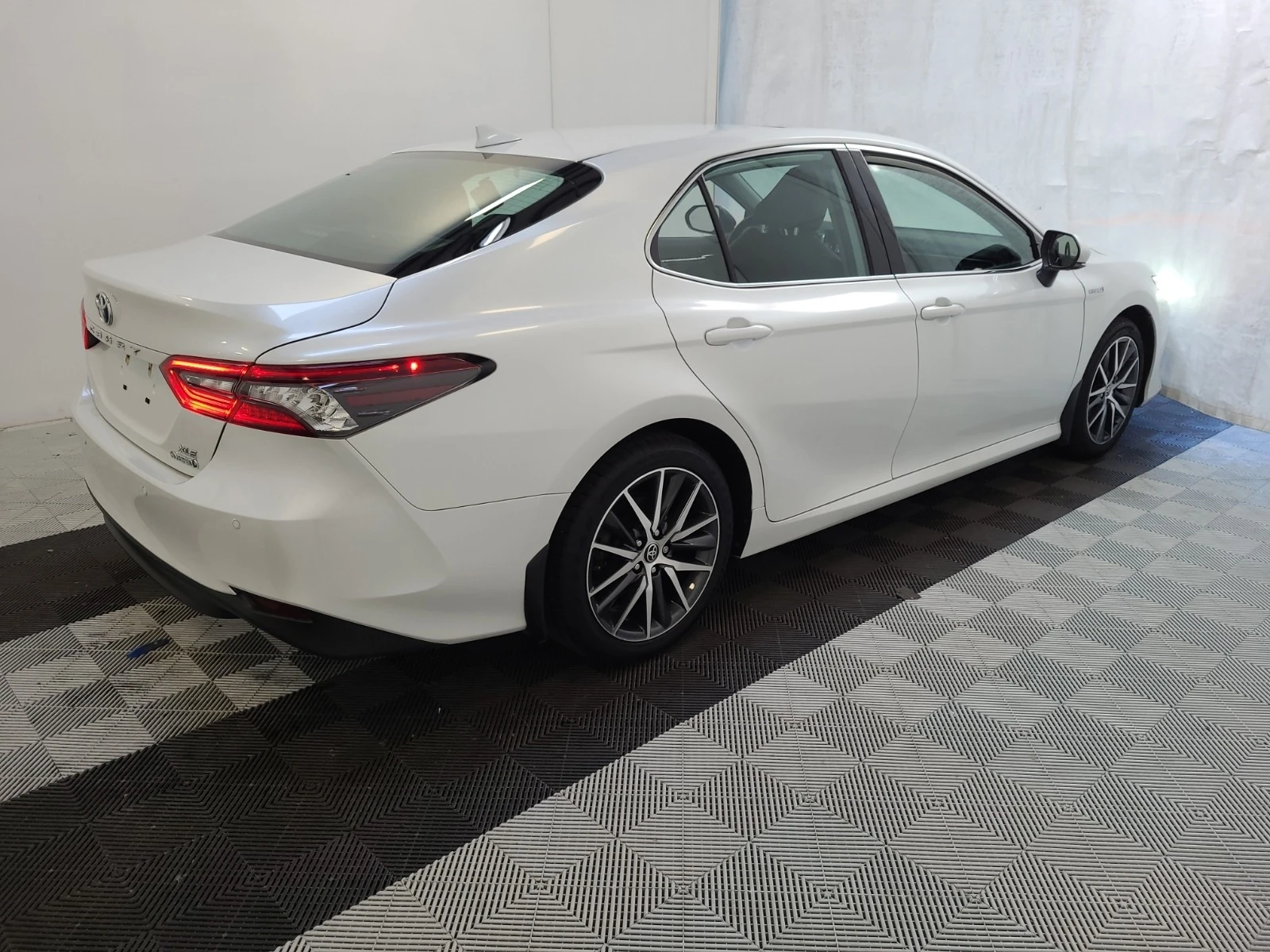 Toyota Camry XLE * * CARFAX * * АВТО КРЕДИТ * *  - изображение 3