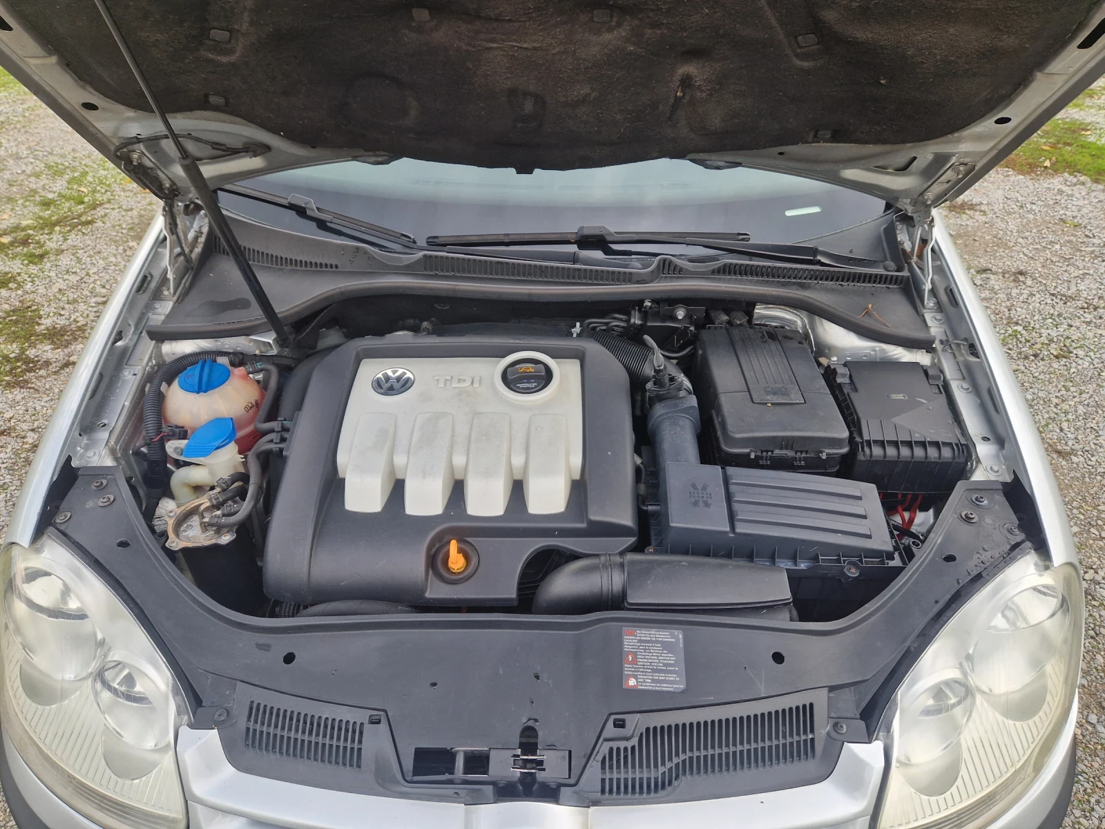 VW Golf 1.9TDI, 105.6, 07. | Mobile.bg   15