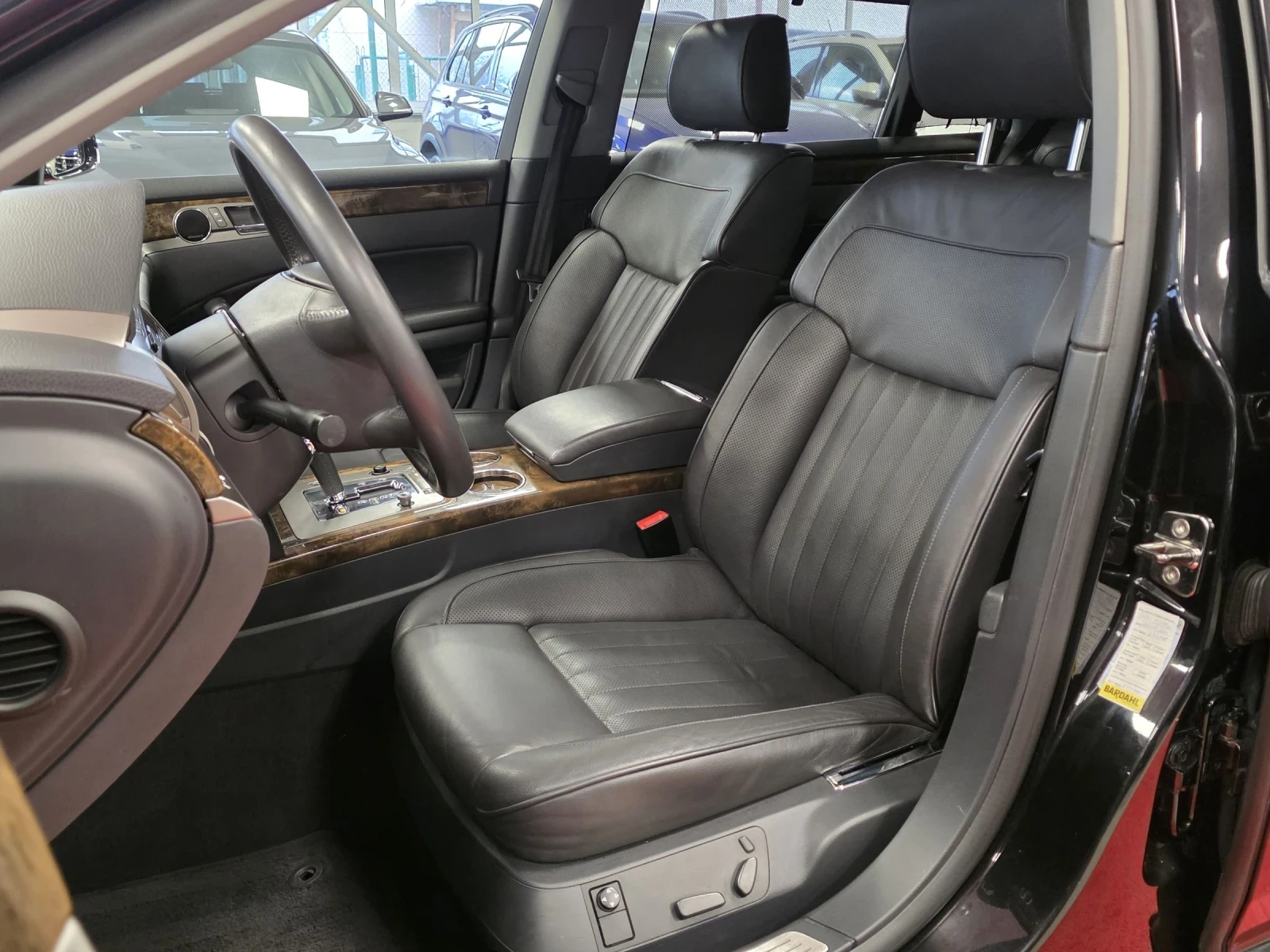 VW Phaeton Face | 3.0 TDI 239hp | ZF-6 | 4 Motion  - изображение 9