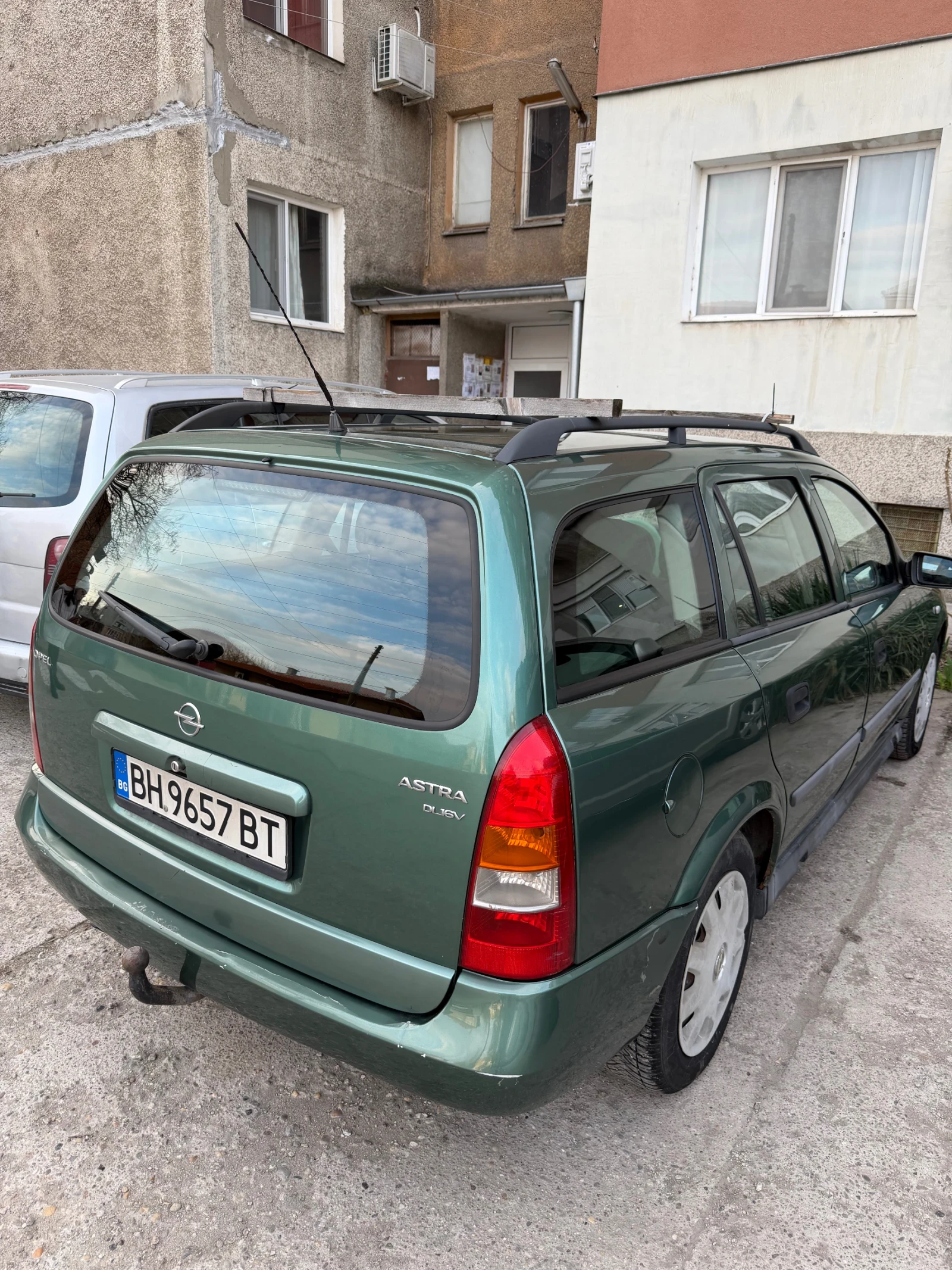 Opel Astra Г Караван, снимка 2 - Автомобили и джипове - 53964050