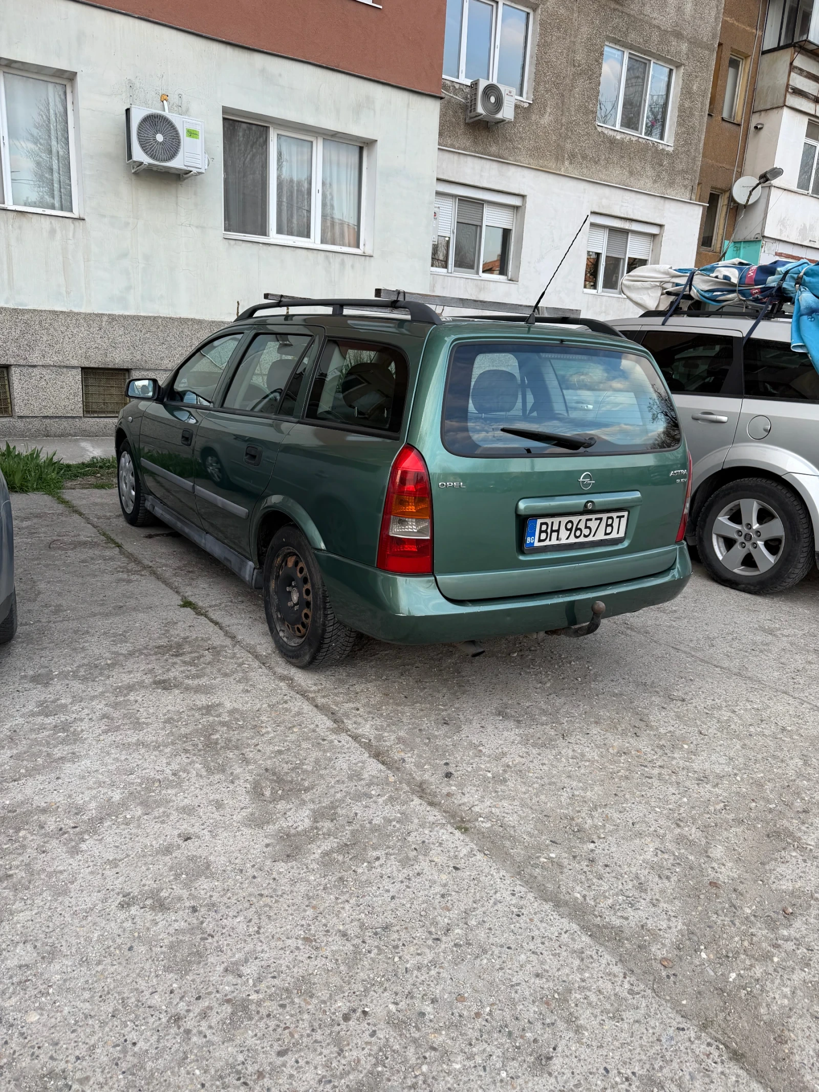 Opel Astra Г Караван, снимка 13 - Автомобили и джипове - 53964050