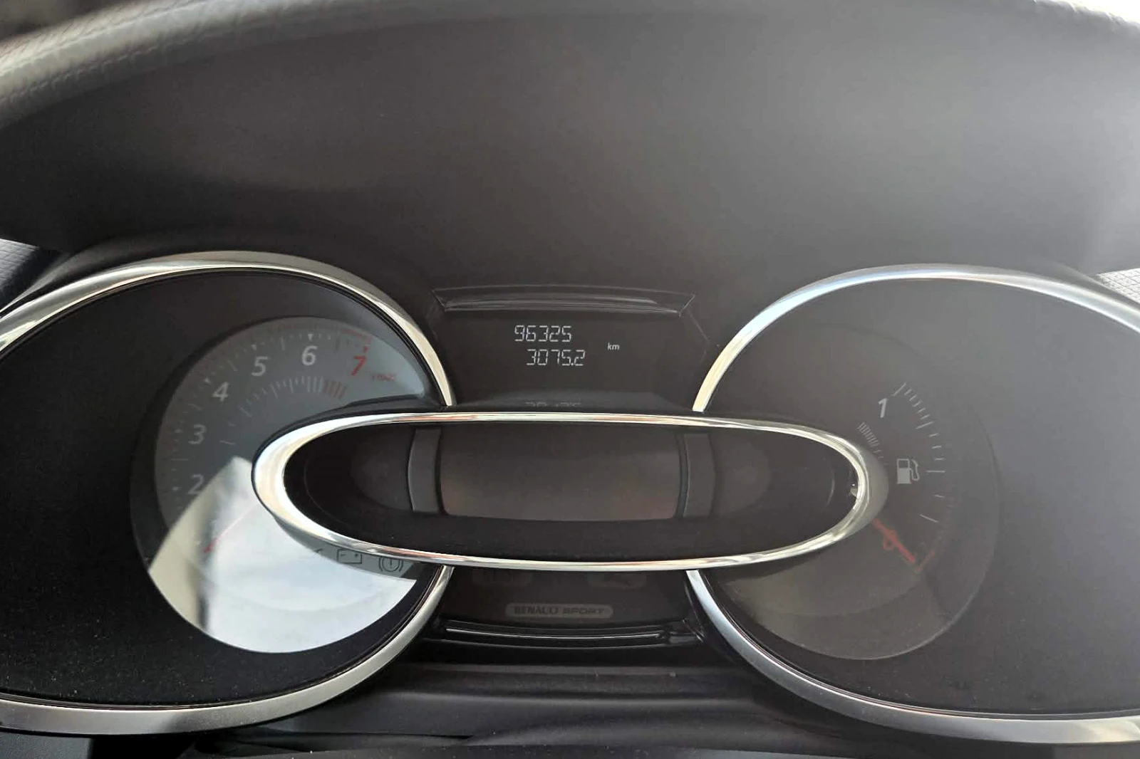 Renault Clio GT-RS, снимка 8 - Автомобили и джипове - 54019838