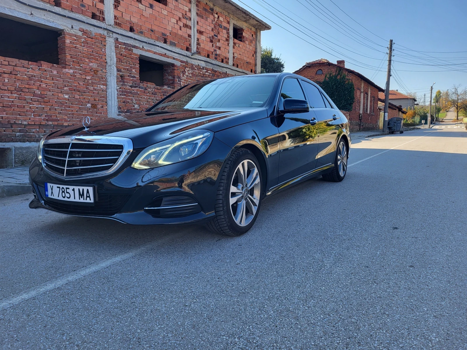 Mercedes-Benz E 350 4matik, снимка 3 - Автомобили и джипове - 54649442