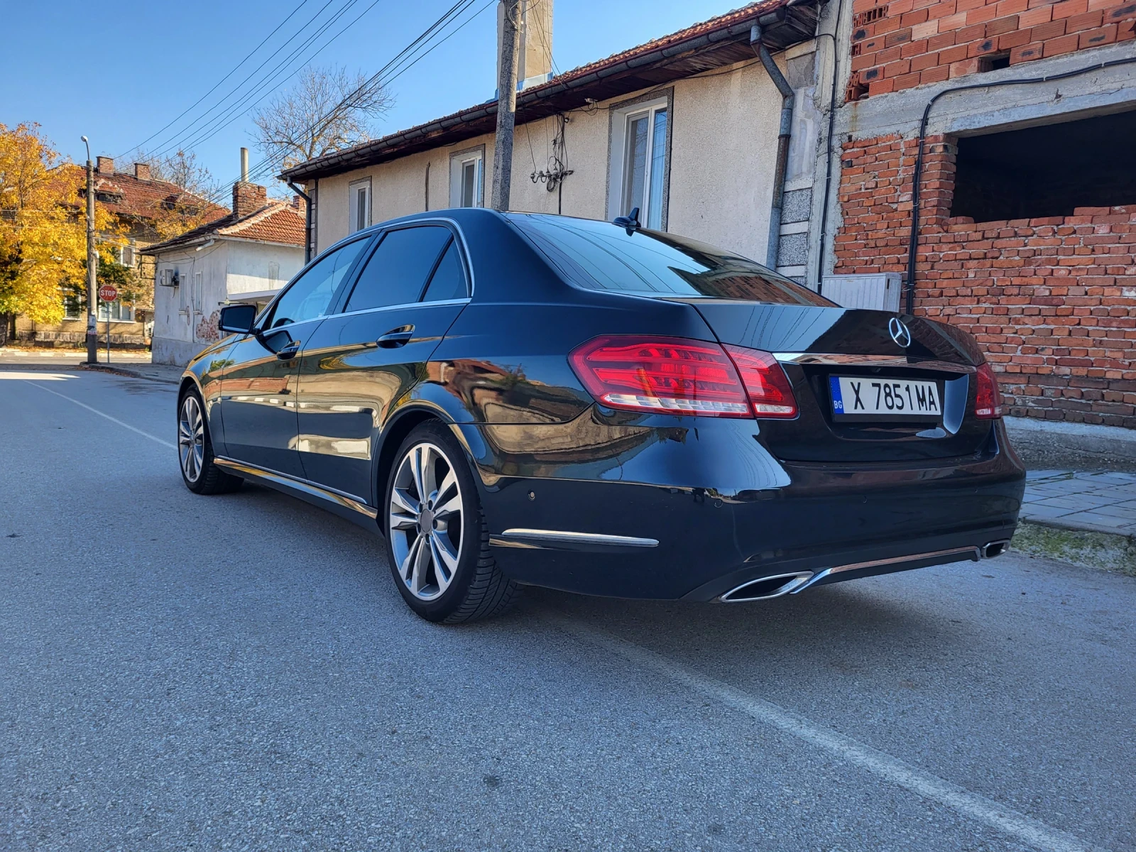 Mercedes-Benz E 350 4matik, снимка 4 - Автомобили и джипове - 54649442
