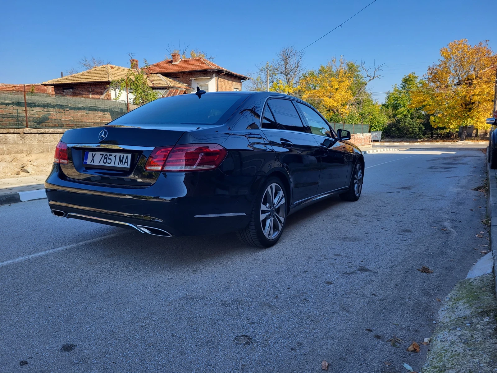 Mercedes-Benz E 350 4matik, снимка 5 - Автомобили и джипове - 54649442
