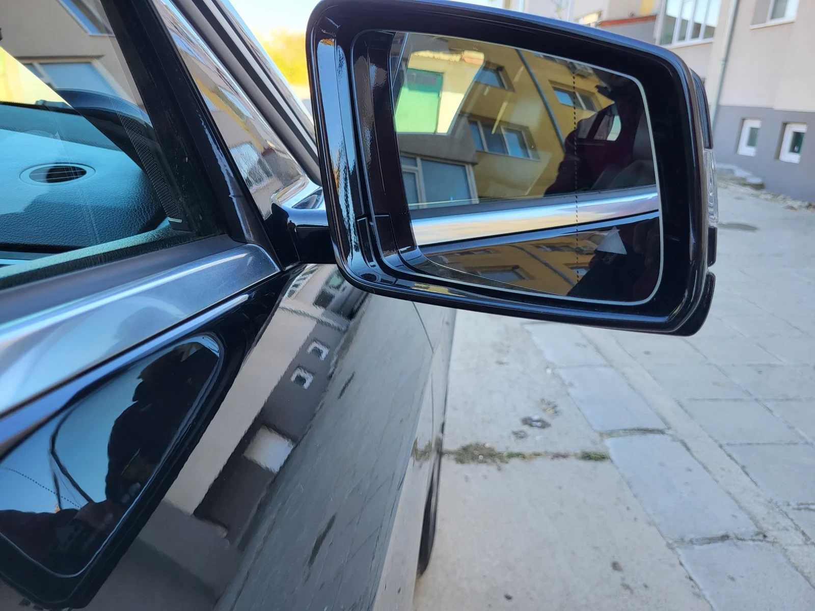 Mercedes-Benz E 350 4matik, снимка 12 - Автомобили и джипове - 54649442