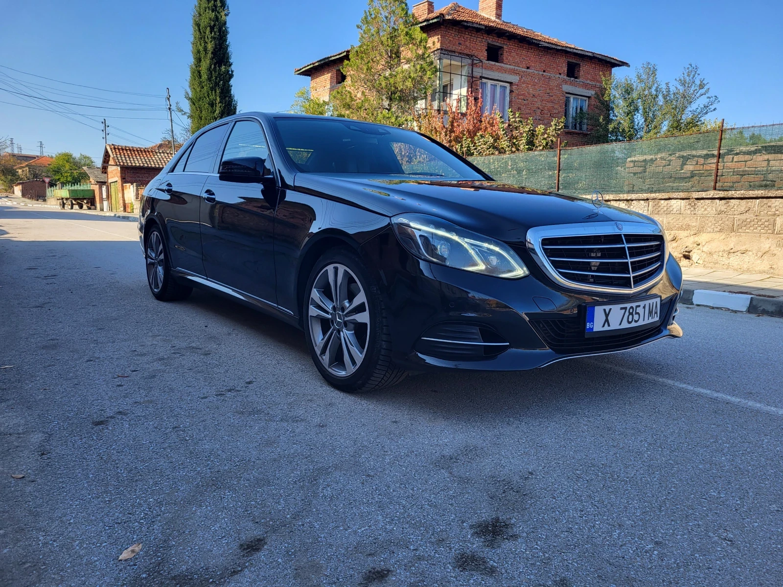 Mercedes-Benz E 350 4matik, снимка 2 - Автомобили и джипове - 54649442
