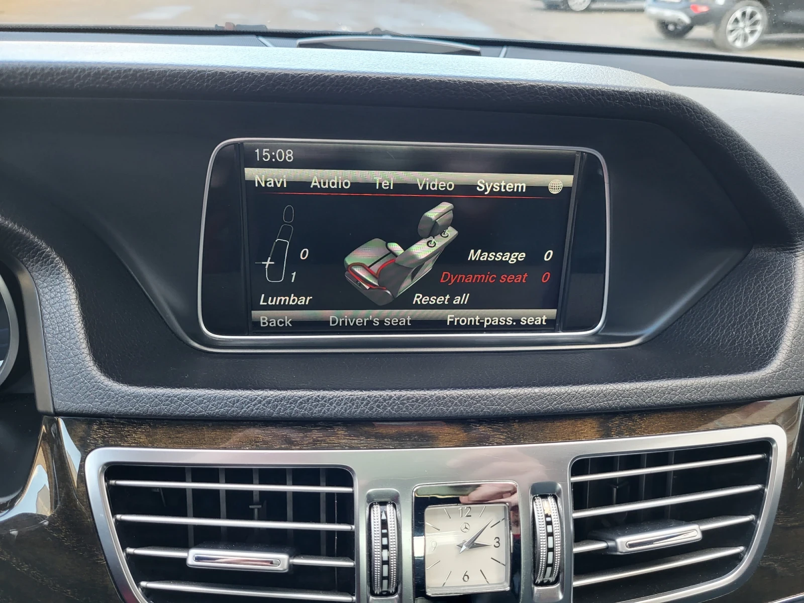 Mercedes-Benz E 350 4matik, снимка 8 - Автомобили и джипове - 54649442