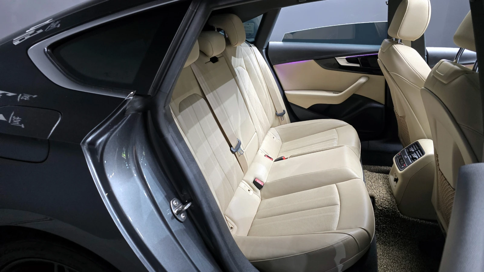 Audi A5 2.0 40TFSI Quattro Sportback, Distronic, HeadUp, , снимка 12 - Автомобили и джипове - 54699586