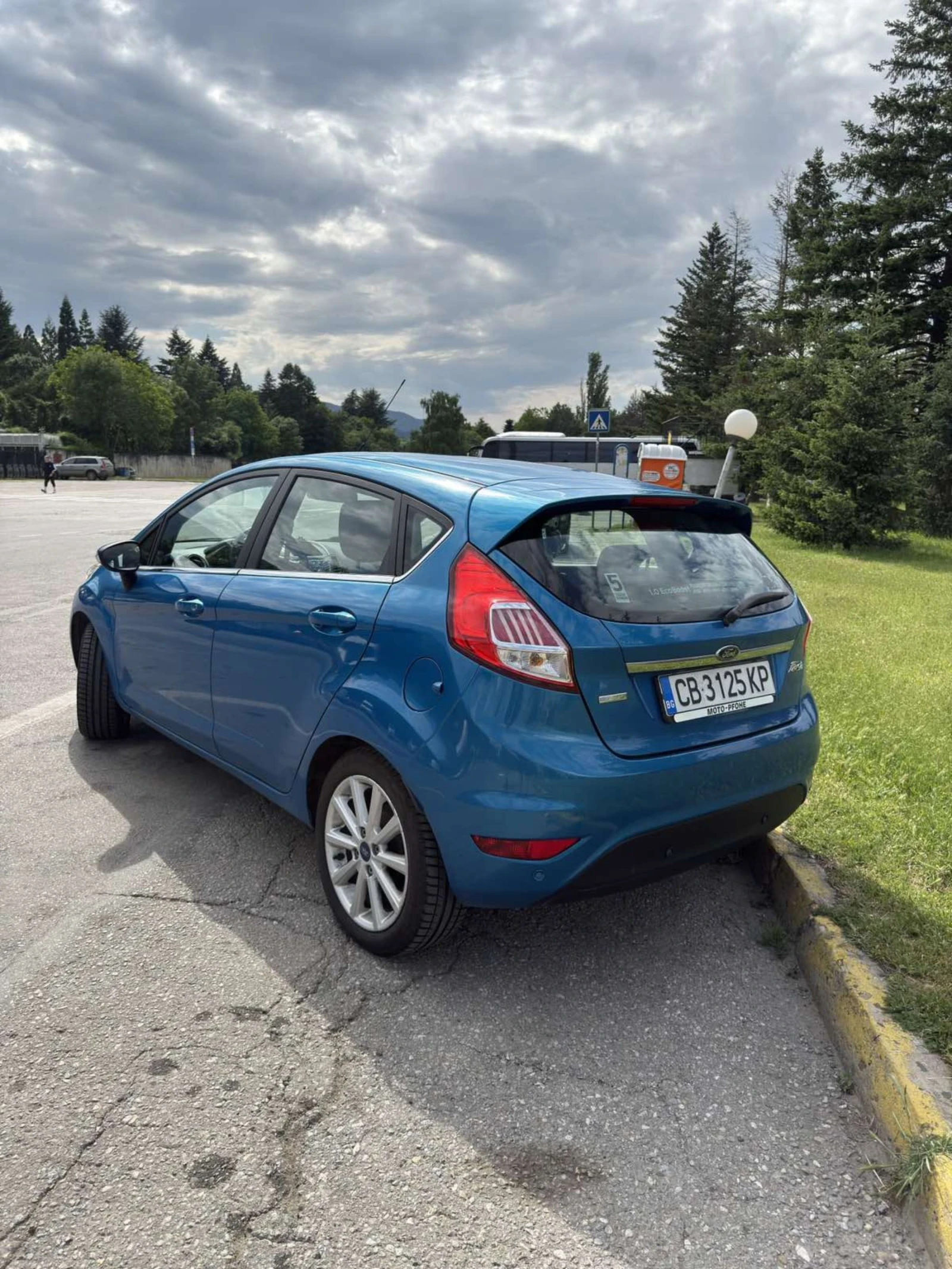 Ford Fiesta Titanium, снимка 5 - Автомобили и джипове - 54812486
