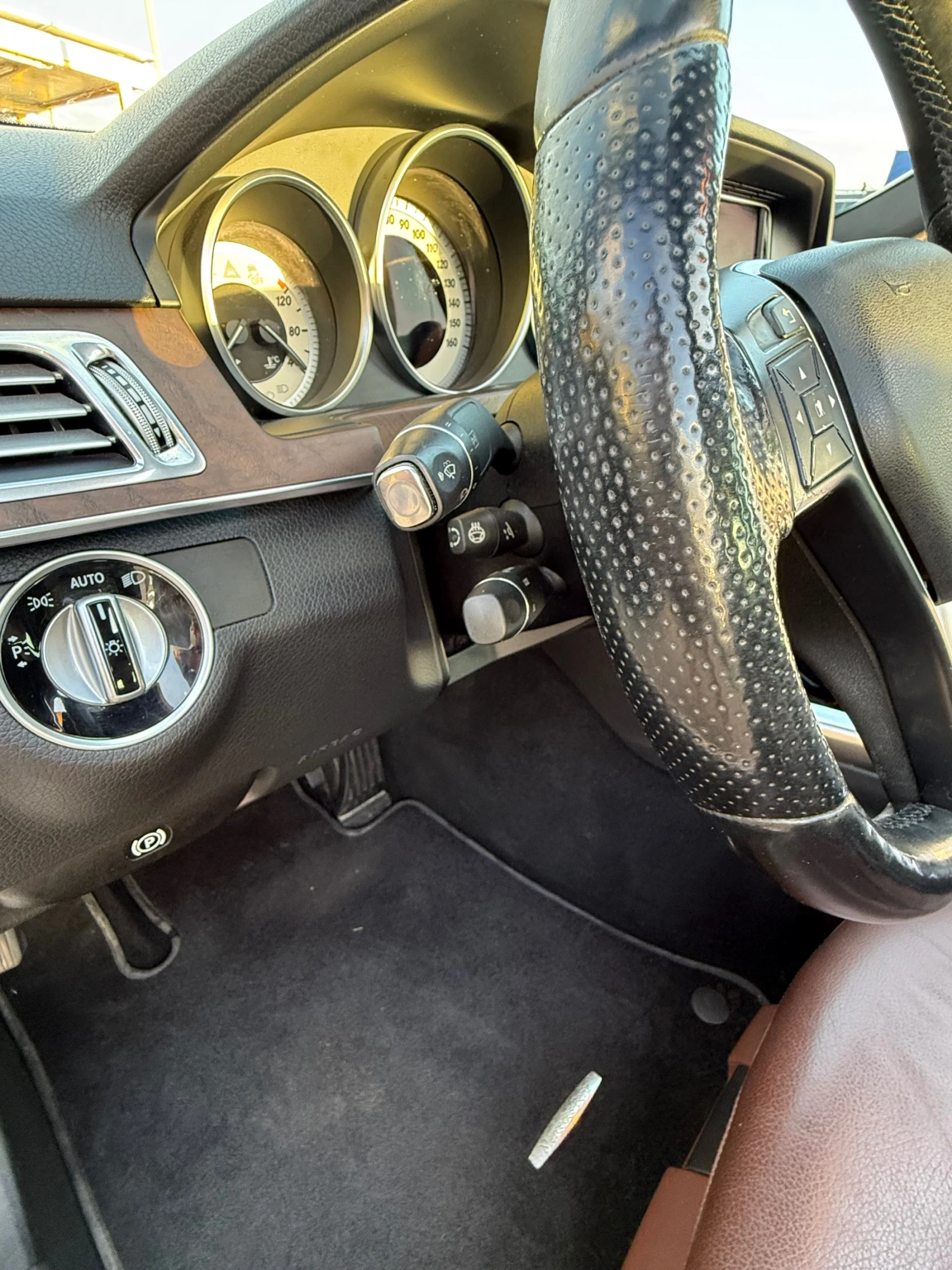 Mercedes-Benz E 350, снимка 15 - Автомобили и джипове - 55332706