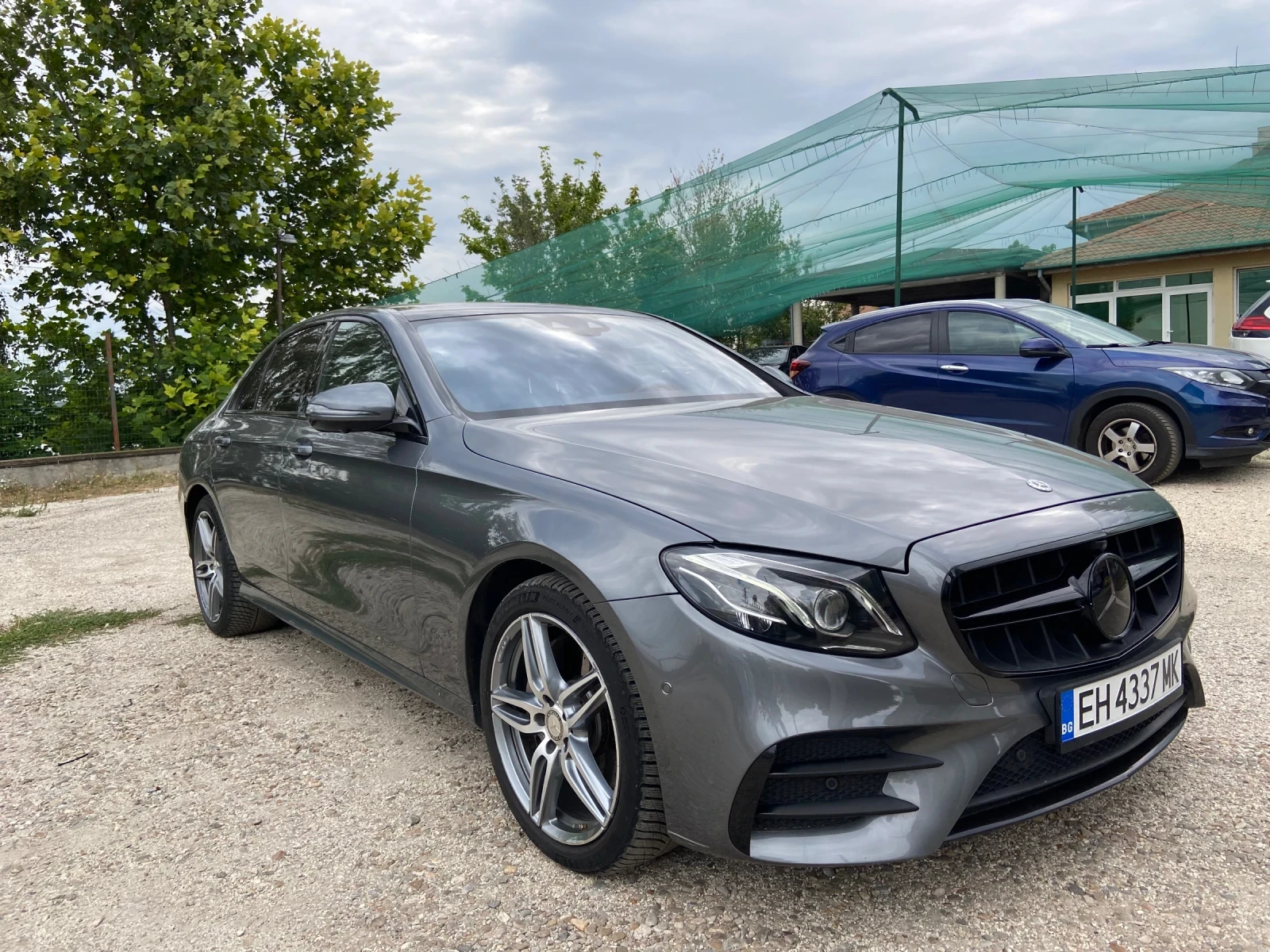 Mercedes-Benz E 220 220 AMG Headup 360 Шибидах Швейцария 360 