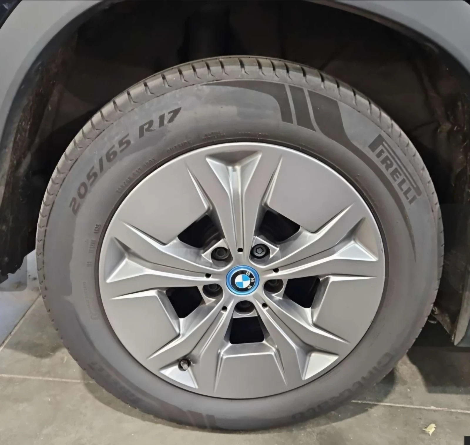BMW iX1  xDrive 30| SOH 95%| лизинг лихва 3.95%, снимка 8 - Автомобили и джипове - 55487081
