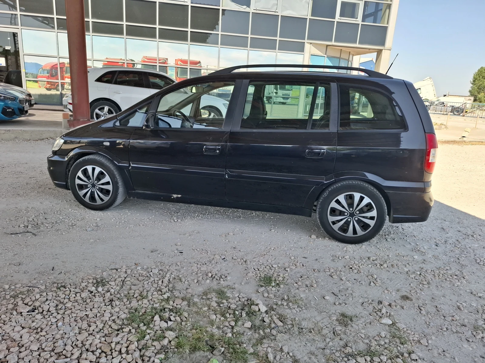 Opel Zafira КОЖА НАВИГАЦИЯ ГАЗ 7 МЕСТА, снимка 3 - Автомобили и джипове - 55491830