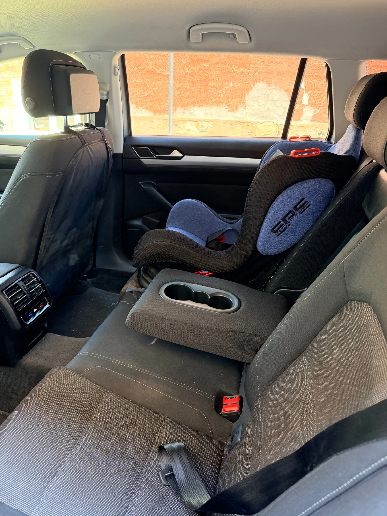 VW Passat, снимка 7 - Автомобили и джипове - 55803434