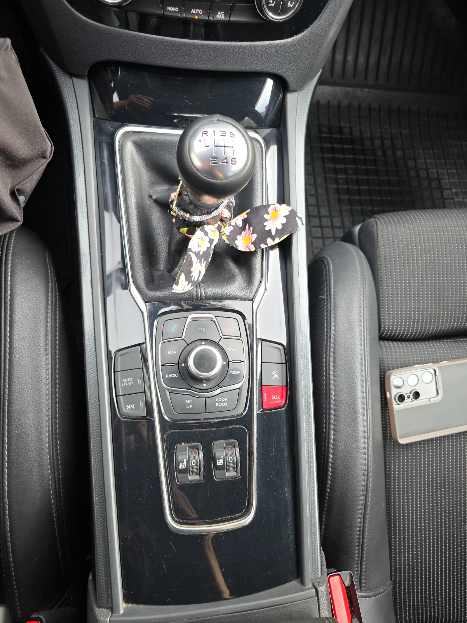 Peugeot 508 Head up, key, снимка 12 - Автомобили и джипове - 56541385