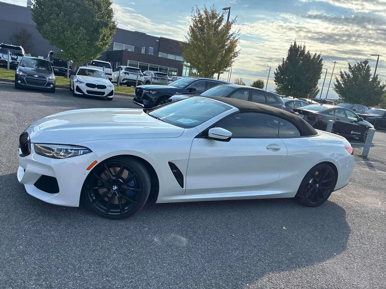 BMW 850  M850i xDrive / Carfax / ����������  | Mobile.bg � ����������� 2