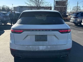 Porsche Cayenne AWD  CARFAX, снимка 4