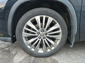 Toyota Highlander LIMITED/CARFAX/Кожа/Подгрев/Шибедах/360 КАМ, снимка 6