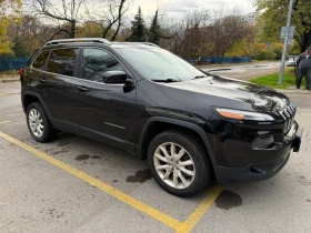 Jeep Cherokee Jeep Cherokee 3.2 V6 Limited 4x4 Active Drive II   - 28500 лв. / 14571.82 € - 41380243 3