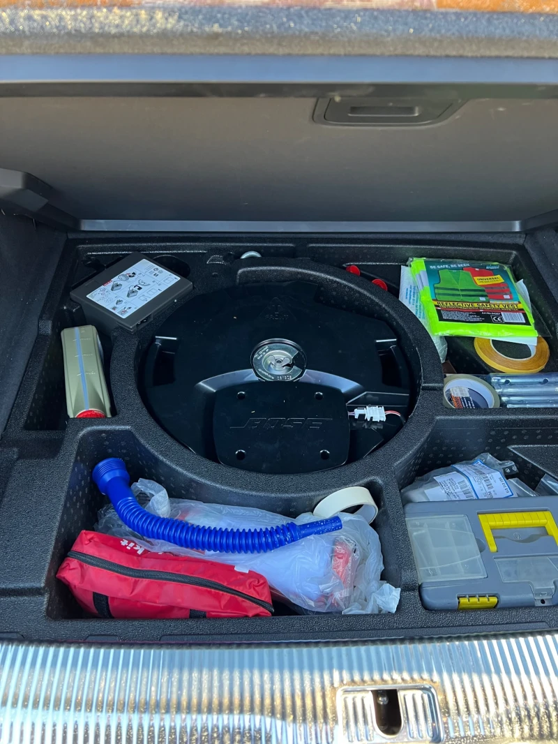 Audi Q3 2.0 TDI Quattro, снимка 12 - Автомобили и джипове - 51855891