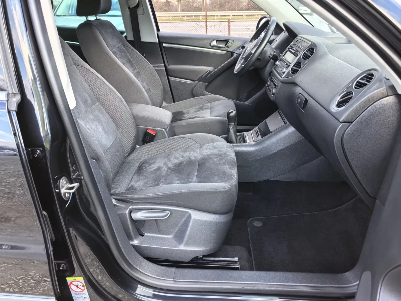VW Tiguan 2.0TDI 4motion HIGHLINE 188х.км!!!, снимка 12 - Автомобили и джипове - 52913218