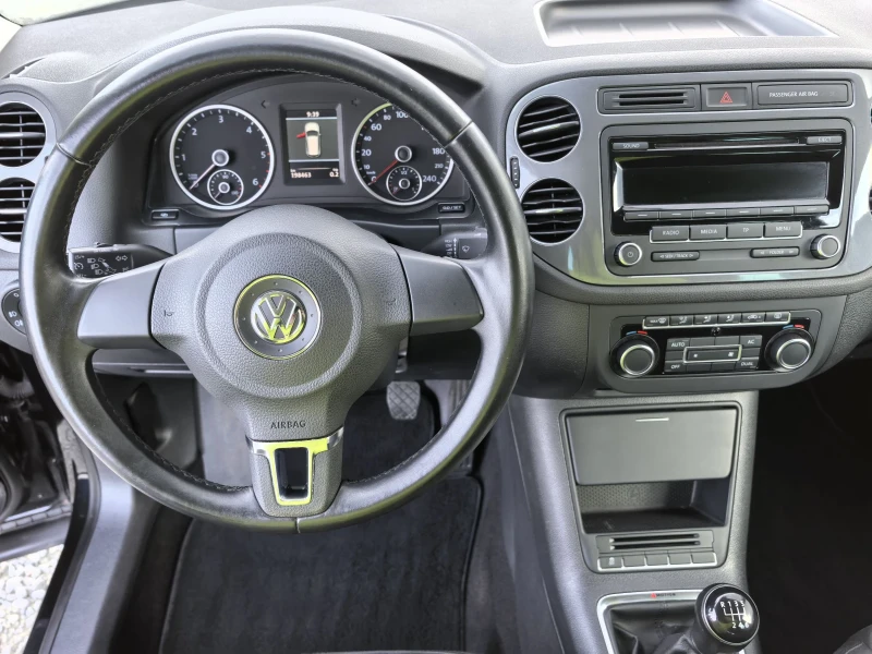 VW Tiguan 2.0TDI 4motion HIGHLINE 199х.км!!!, снимка 14 - Автомобили и джипове - 52913218