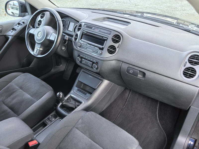 VW Tiguan 2.0TDI 4motion HIGHLINE 199х.км!!!, снимка 11 - Автомобили и джипове - 52913218