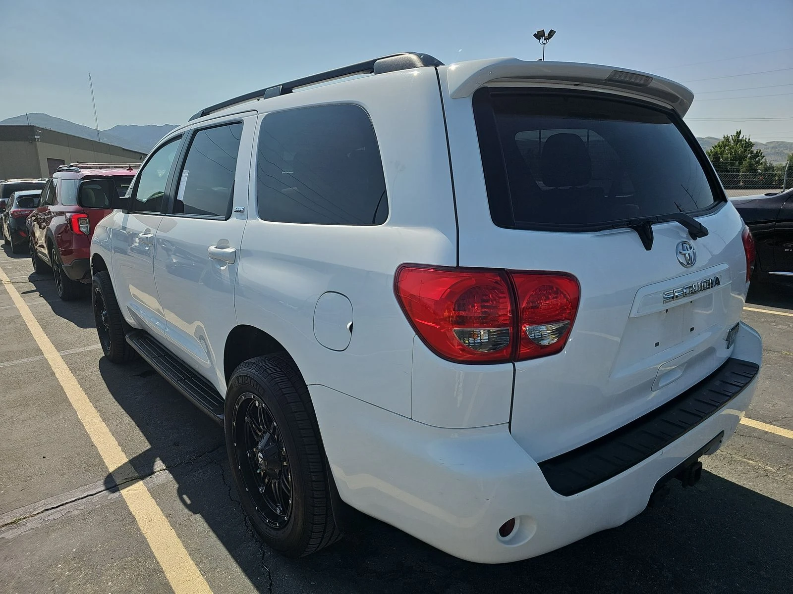 Toyota Sequoia КРАЙНА ЦЕНА - изображение 5