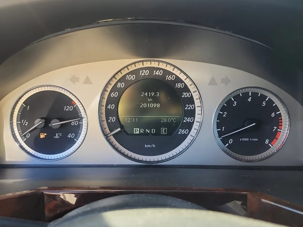 Mercedes-Benz GLK * 350 * CARFAX * БЕЗ ПЪРВОНАЧАЛНА ВНОСКА - изображение 9