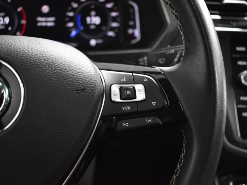 VW Tiguan * 4Motion* АвтоКреди* (ЦЕНА ДО БГ) - изображение 7