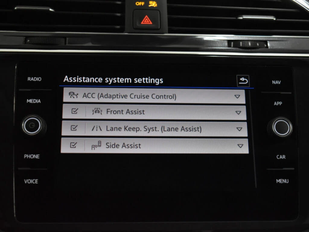 VW Tiguan * 4Motion* АвтоКреди* (ЦЕНА ДО БГ) - изображение 10