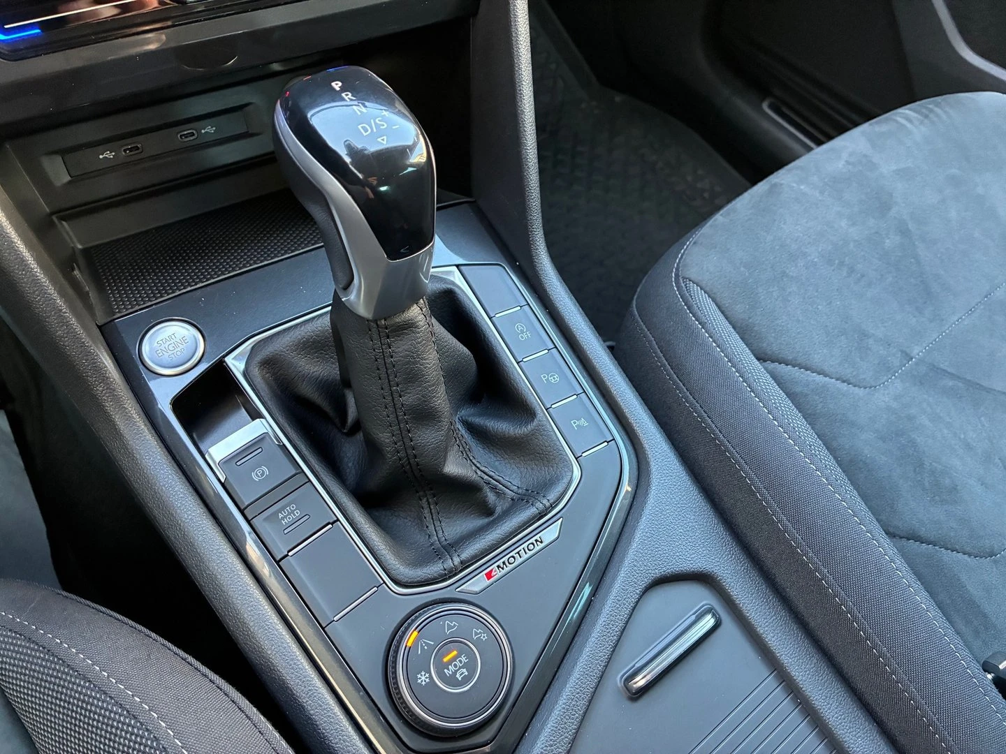 VW Tiguan Elegance 2.0 TDI SCR 4MOTION DSG | Mobile.bg � ����������� 12