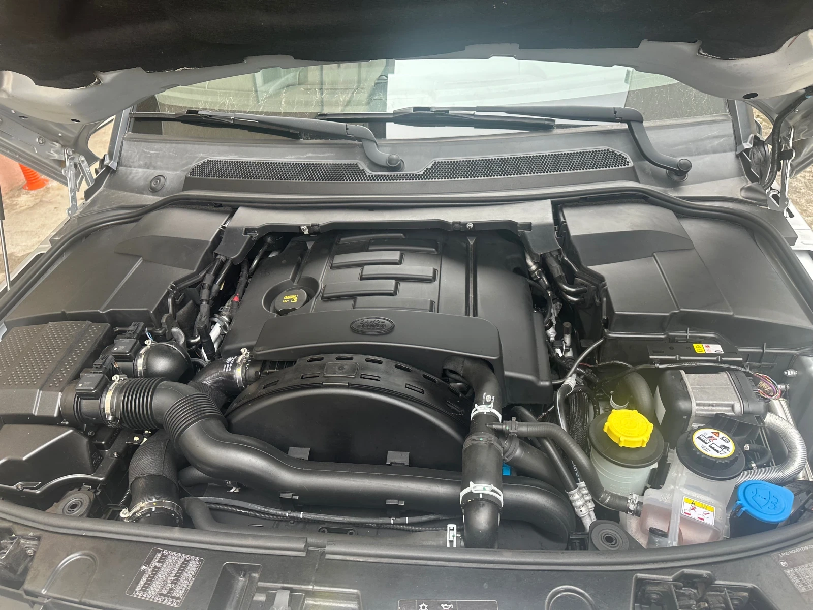 Land Rover Discovery Landmark Edition , снимка 16 - Автомобили и джипове - 53989897