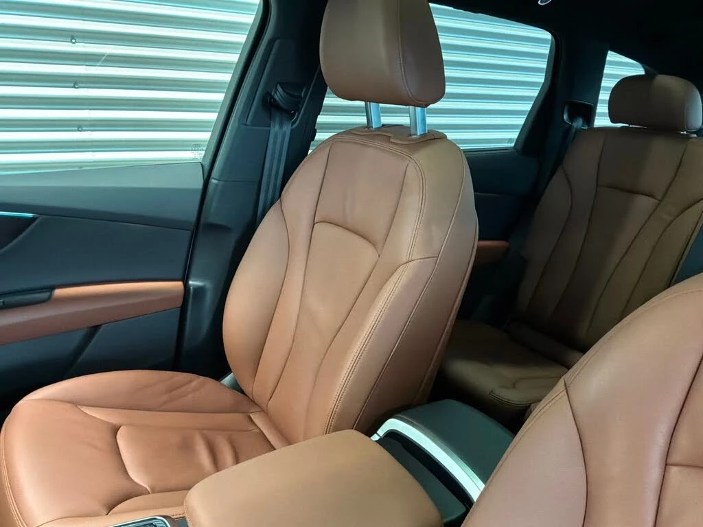 Audi Q7 Komfort* 55 TFSI* АвтоКредит* (ЦЕНА ДО БГ), снимка 10 - Автомобили и джипове - 54001470