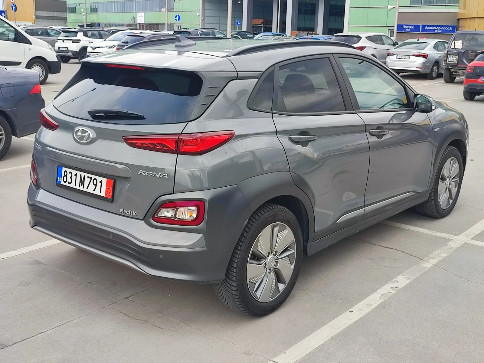 Hyundai Kona e-Kona 39 kWh - Electric - Automatic - 136 hp, снимка 4 - Автомобили и джипове - 54257454
